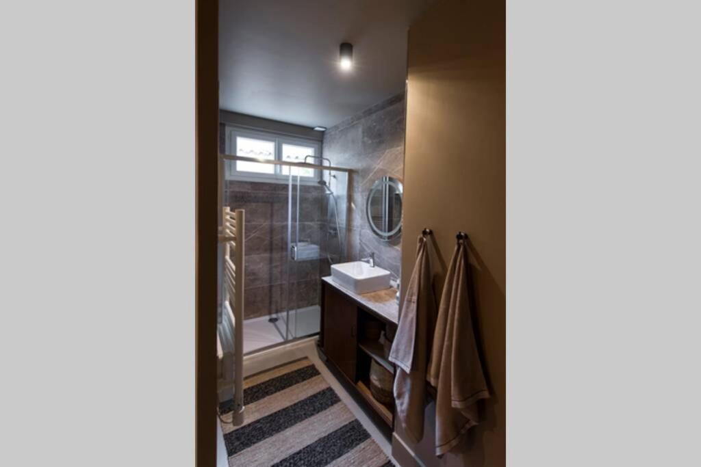 L'Etage Et Son Patio Apartamento Ruelle-sur-Touvre Exterior foto